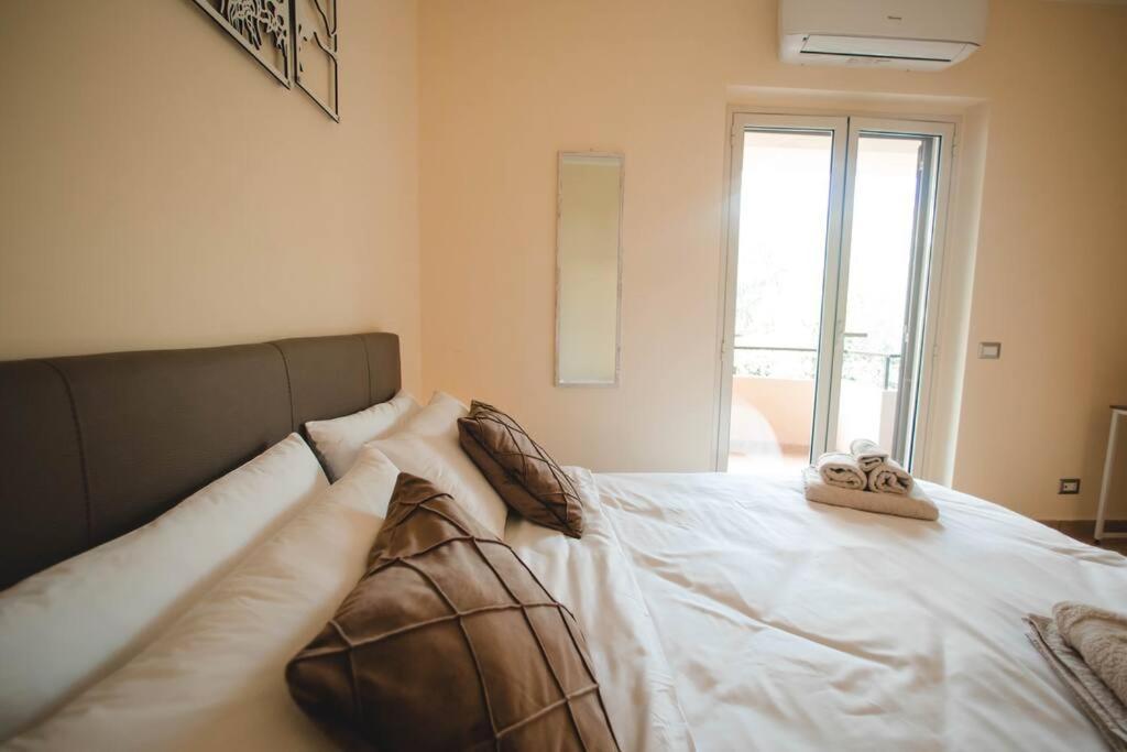 Artemide Apartment Montepaone Lido Kültér fotó